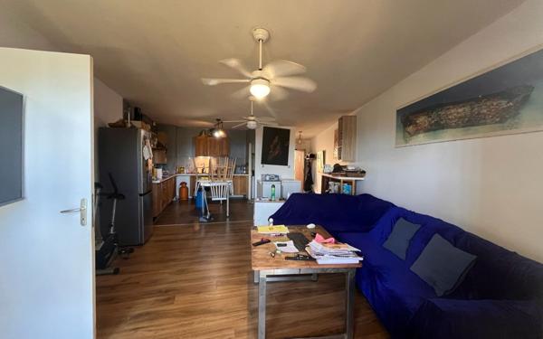 Appartement à vendre    5 pièces •  Koungou