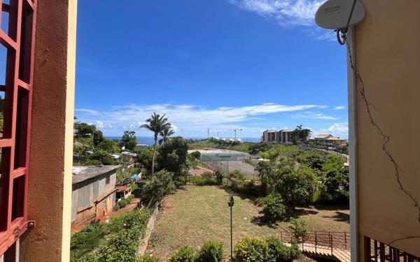 Appartement à vendre    5 pièces •  Koungou