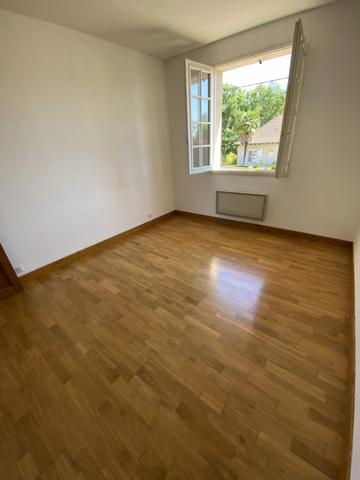 Maison à vendre 6 pièces CUBLAC (19)