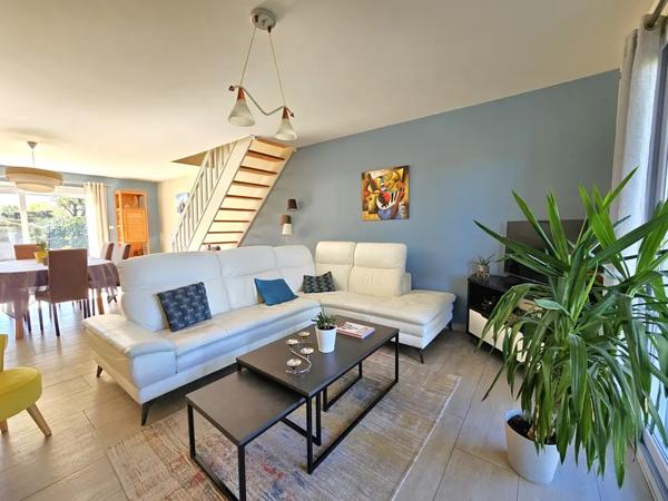 Pavillon de PLAIN-PIED sur SOUS-SOL