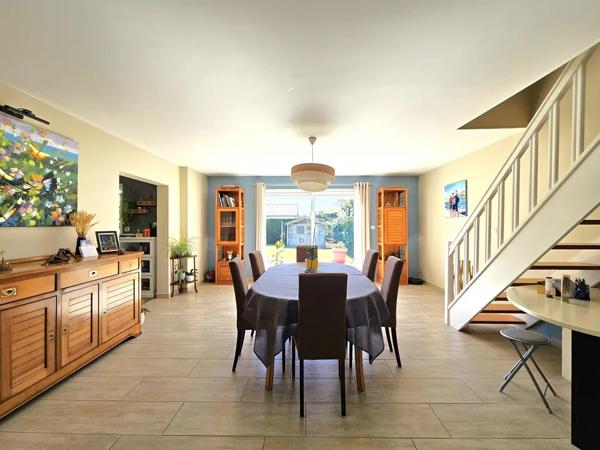 Pavillon de PLAIN-PIED sur SOUS-SOL
