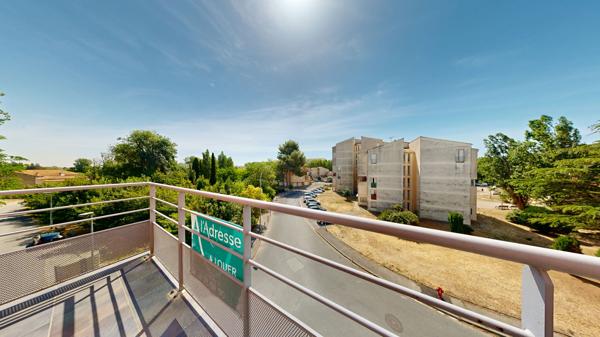 NARBONNE. Bel appartement T3 de 63m² en Résidence sécurisée sur les Quais.