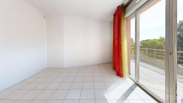 NARBONNE. Bel appartement T3 de 63m² en Résidence sécurisée sur les Quais.
