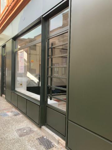 Local commercial de 18m² à l'Isle-Jourdain