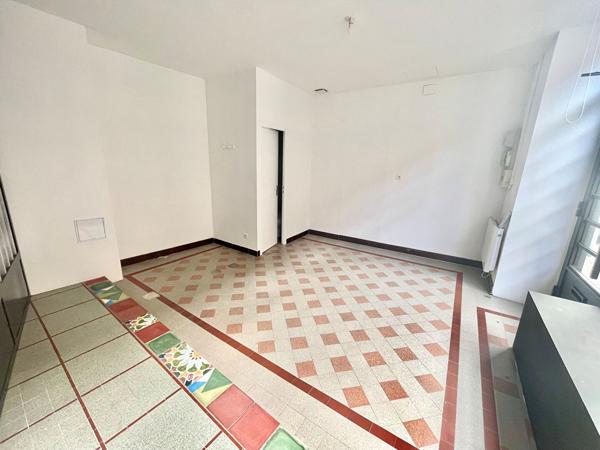 Local commercial de 18m² à l'Isle-Jourdain