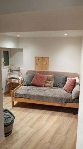 Yenne (73170) CENTRE YENNE MAISON DE 160 M² ENVIRON AVEC COUR