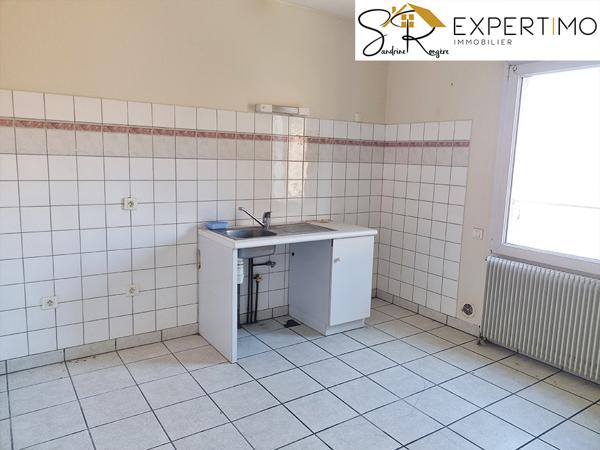 Saint-Éloy-les-Mines (63700) À vendre – Maison avec deux appartements – Saint-Éloy-les-Mines