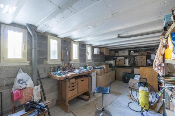 Villa d'architecte moderne avec piscine, une superbe vue arborée et un grand terrain à Juvignac