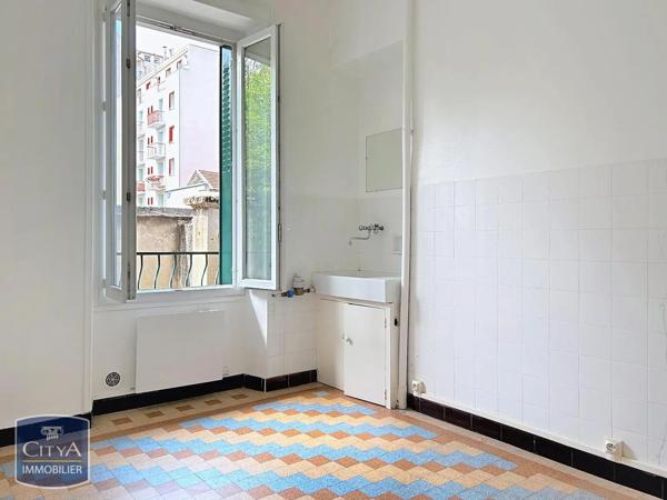 Appartement à vendre 1 pièce 32.47m² Grenoble (38000)
