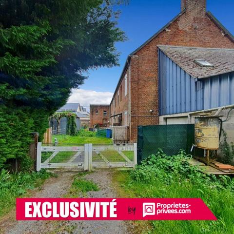 5 Maisons + Garages + Terrain louées