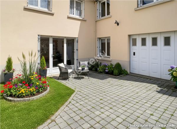 Maison Montfaucon Montigne 5 pièce(s) 123 m2