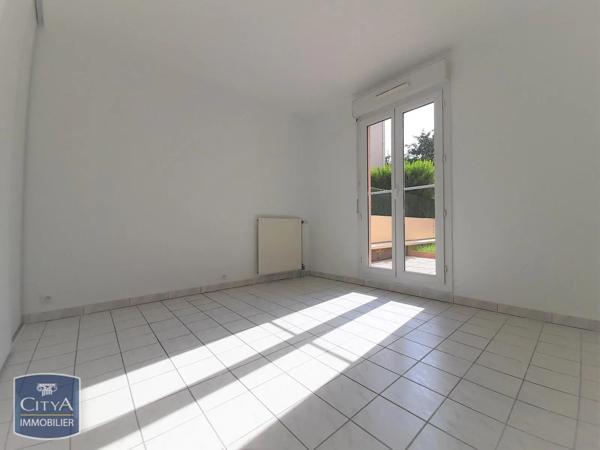 Appartement à louer 3 pièces 65.74m² Arpajon (91290)