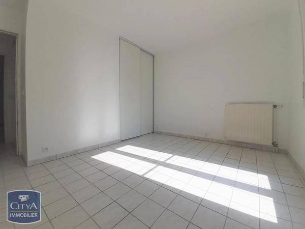 Appartement à louer 3 pièces 65.74m² Arpajon (91290)