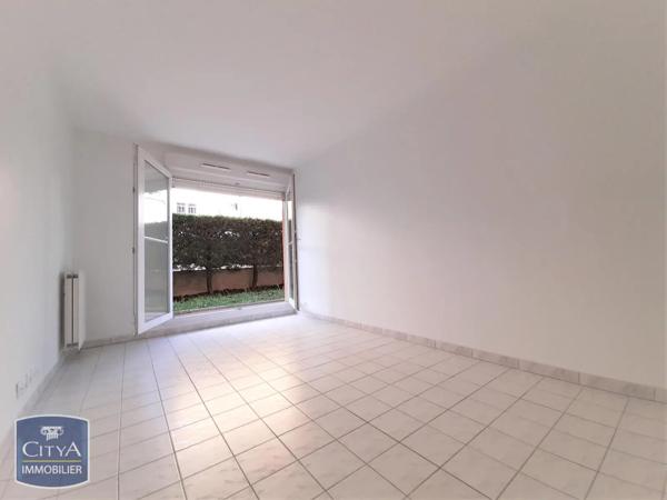 Appartement à louer 3 pièces 65.74m² Arpajon (91290)