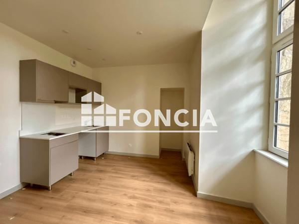 Location Studio 33.72 m² - Guingamp 22200