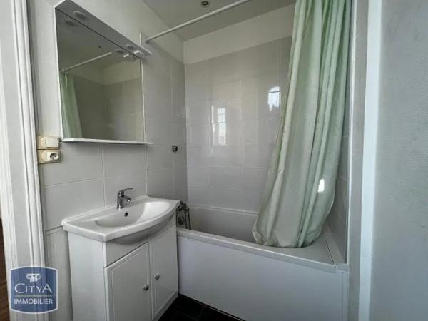 Appartement à louer 3 pièces 70.76m² Nancy (54000)