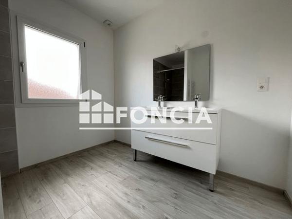 Location Maison 4 pièces 110 m² - 4 rue de la Nésillière Byans-sur-doubs 25320