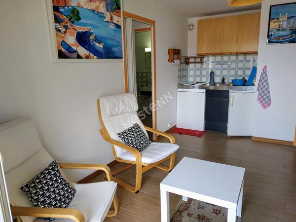 La Seyne sur mer Appartement de 2 pieces avec place de Parking privative au coeur des Sablettes