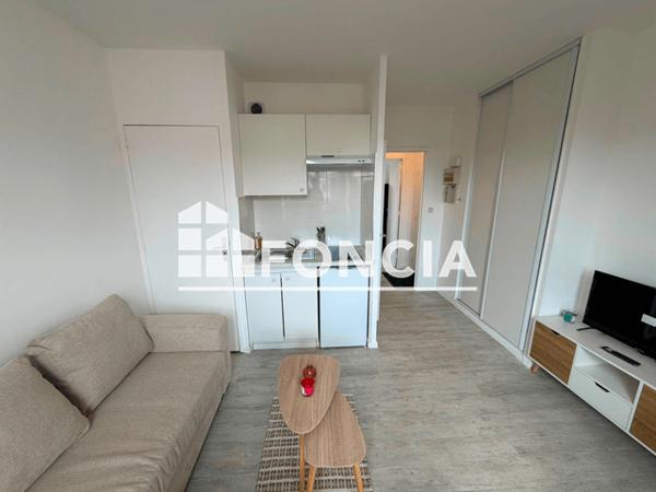 Location Studio meublé 27.28 m² - 4 RUE JOSEPH BARNAVE Brest 29200