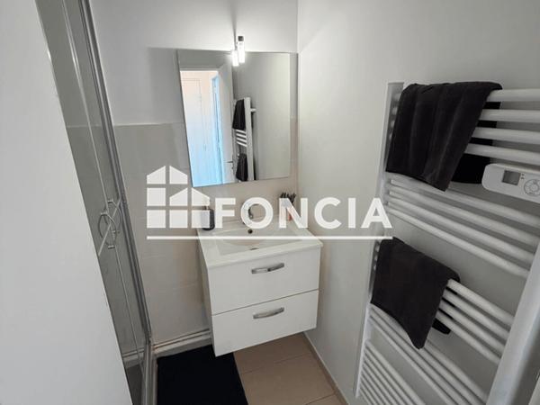 Location Studio meublé 27.28 m² - 4 RUE JOSEPH BARNAVE Brest 29200