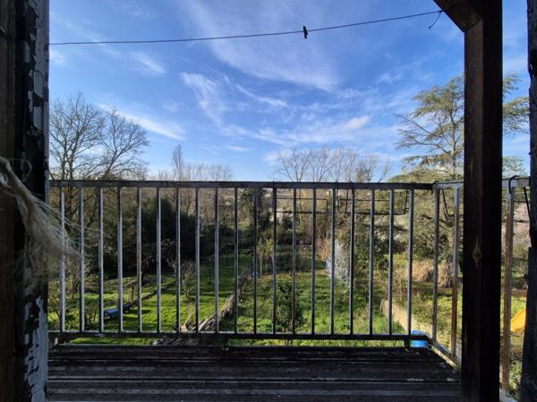 PETIT PRIX A RENOVER. MAISON ET JARDIN, CONDOM (32100)