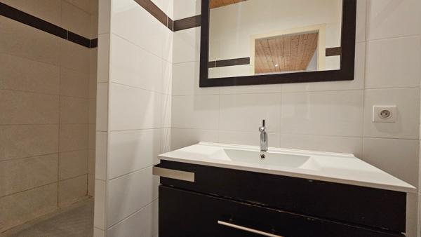 AGEN 47000 Immeuble 10 pièce(s) 273.5 m2