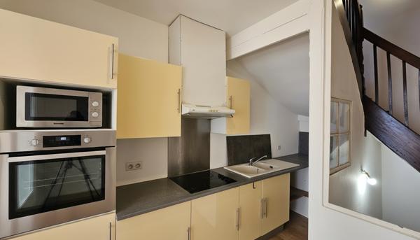 AGEN 47000 Immeuble 10 pièce(s) 273.5 m2