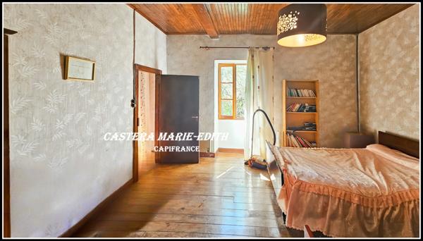 Propriete à BARRAN (GERS) AVEC MAISON GASCONNE EN PIERRES- 160 m² hab- sur 2,6 hectares + dépendances +PUITS