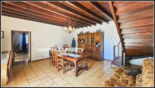 Propriete à BARRAN (GERS) AVEC MAISON GASCONNE EN PIERRES- 160 m² hab- sur 2,6 hectares + dépendances +PUITS