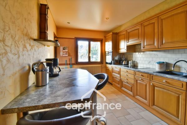 Maison à vendre 9 pièces avec appartement indépendant LES ROUSSES (39)