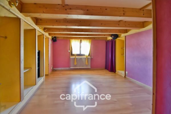 Maison à vendre 9 pièces avec appartement indépendant LES ROUSSES (39)