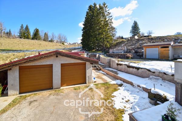 Maison à vendre 9 pièces avec appartement indépendant LES ROUSSES (39)