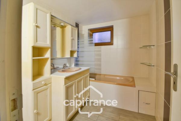 Maison à vendre 9 pièces avec appartement indépendant LES ROUSSES (39)