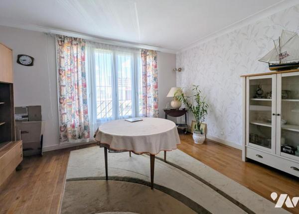 NANTES - ROND POINT DE VANNES - Appartement T3 62,44m² avec ascenseur et garage 