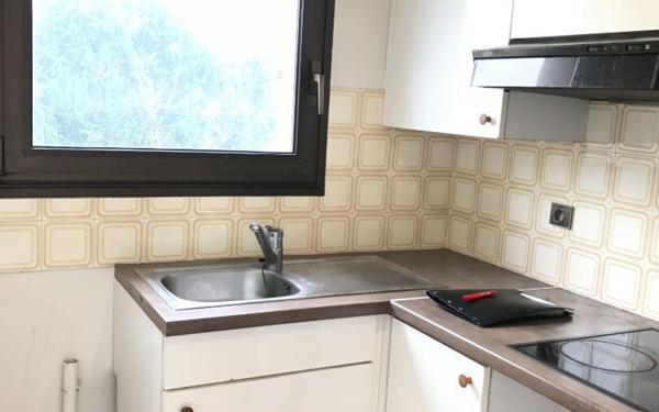 Appartement à louer    1 pièce • 29,56 m2 Bourg-la-Reine