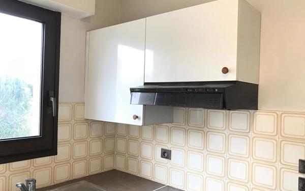 Appartement à louer    1 pièce • 29,56 m2 Bourg-la-Reine