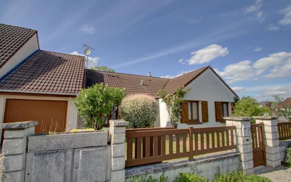 Maison à vendre    4 pièces • 81 m2 Saint-Denis-en-Val