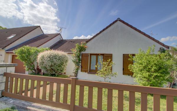 Maison à vendre    4 pièces • 81 m2 Saint-Denis-en-Val