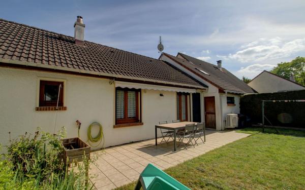 Maison à vendre    4 pièces • 81 m2 Saint-Denis-en-Val