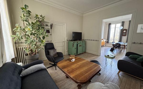 Maison à vendre    7 pièces • 190 m2 Laon