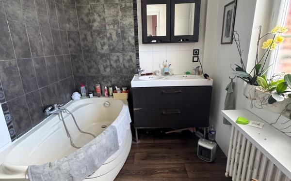 Maison à vendre    7 pièces • 190 m2 Laon