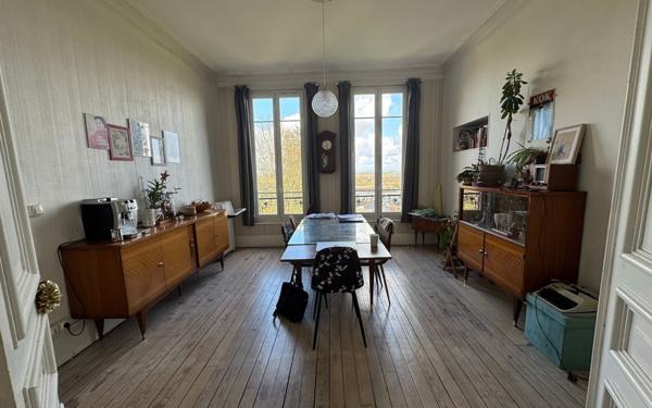 Maison à vendre    7 pièces • 190 m2 Laon