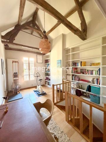 Maison à VILLENEUVE-SUR-YONNE, 89500 - 11 pièces 285m²