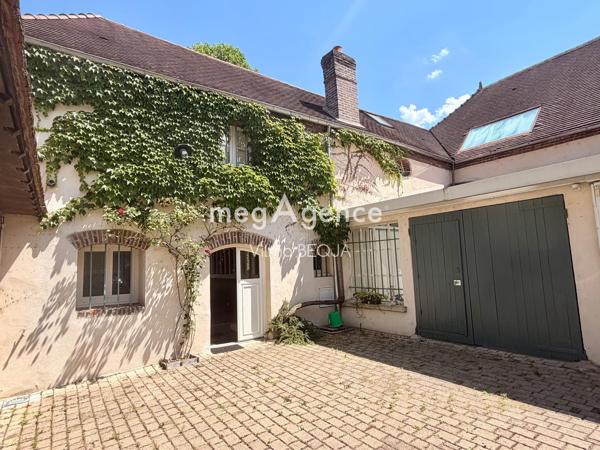 Maison à VILLENEUVE-SUR-YONNE, 89500 - 11 pièces 285m²