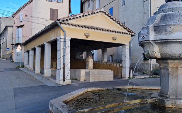 Maison à vendre    2 pièces •  Riez