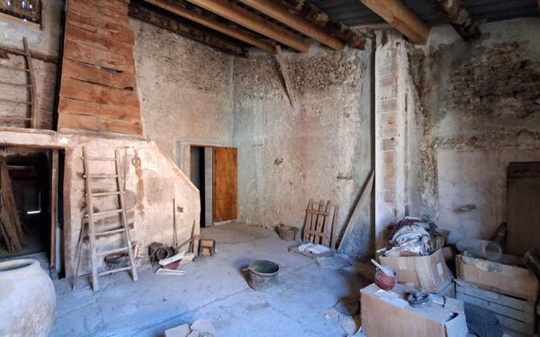 Maison à vendre    2 pièces •  Riez