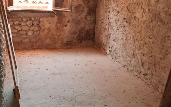 Maison à vendre    2 pièces •  Riez