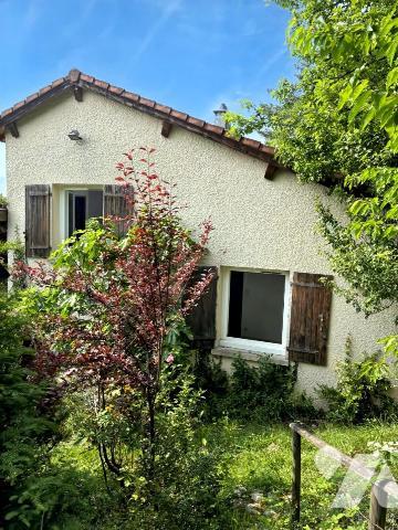 Villa de 5 chambres proche du centre