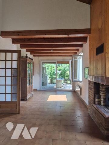 Villa de 5 chambres proche du centre