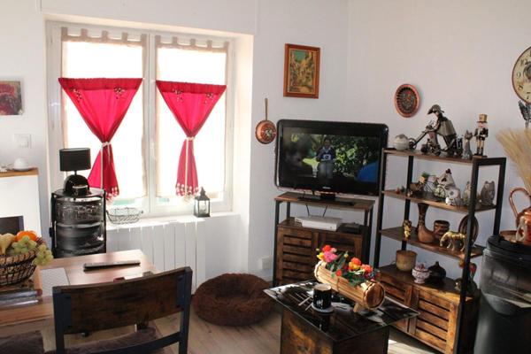 Maison Langogne avec appartement indépendant et jardins